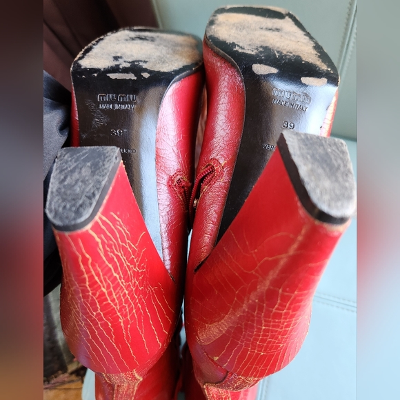 MIU MIU Vtg 1999 2000 Red Crackle Leather Olive Texture Lace Up Grannycore Boots - Picture 11 of 16